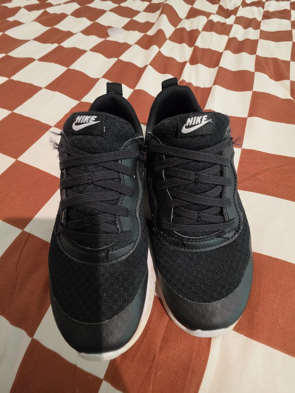 Nike Kids Black & White Running Shoes